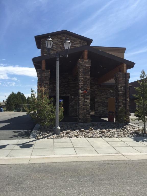 Geyser Inn West Yellowstone Buitenkant foto